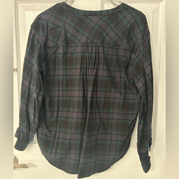 J. Crew Women’s Black Plaid Flannel Top Size Small - Picture 3 of 6